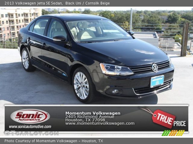 2013 Volkswagen Jetta SE Sedan in Black Uni