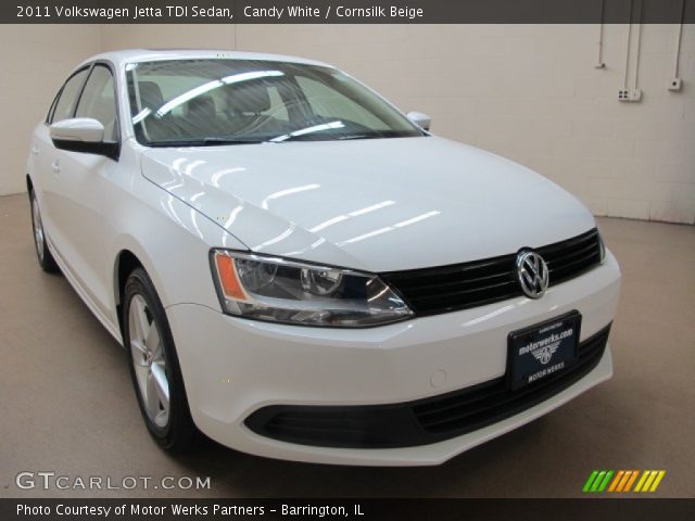 2011 Volkswagen Jetta TDI Sedan in Candy White