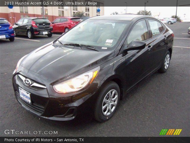 2013 Hyundai Accent GLS 4 Door in Ultra Black