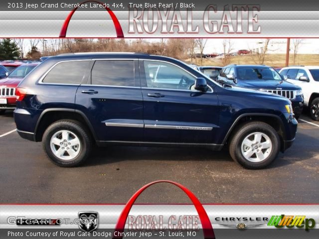 2013 Jeep Grand Cherokee Laredo 4x4 in True Blue Pearl