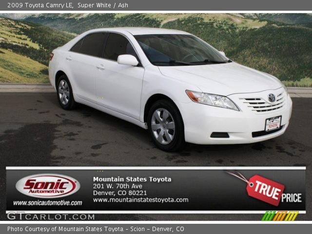 2009 Toyota Camry LE in Super White