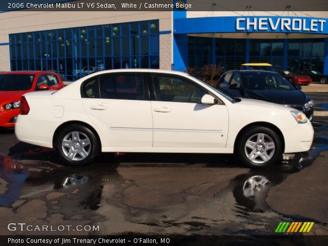2006 Chevrolet Malibu LT V6 Sedan in White