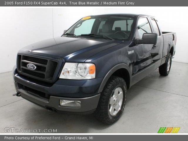 2005 Ford F150 FX4 SuperCab 4x4 in True Blue Metallic
