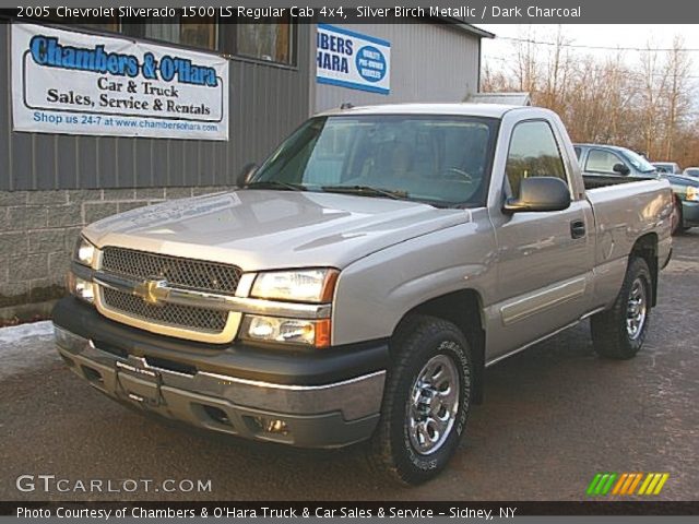 2005 Chevrolet Silverado 1500 LS Regular Cab 4x4 in Silver Birch Metallic