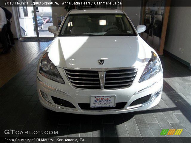 2013 Hyundai Equus Signature in White Satin Pearl