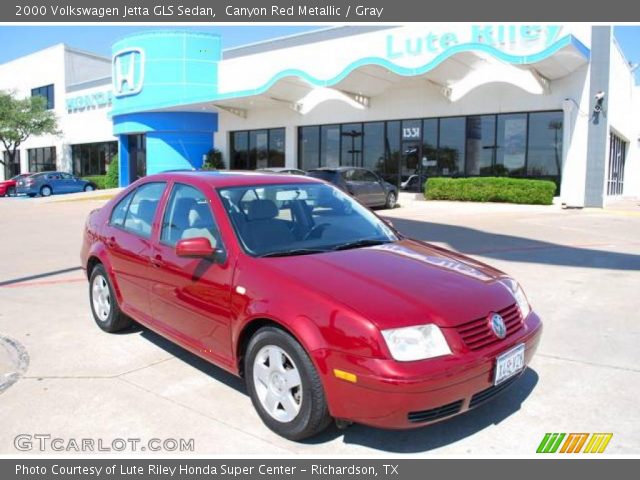 2000 Volkswagen Jetta GLS Sedan in Canyon Red Metallic