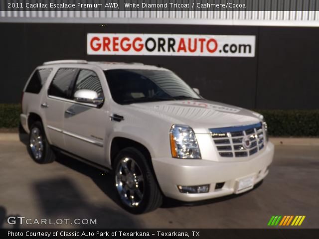 2011 Cadillac Escalade Premium AWD in White Diamond Tricoat