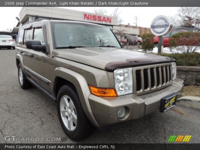 2006 Jeep Commander 4x4 in Light Khaki Metallic