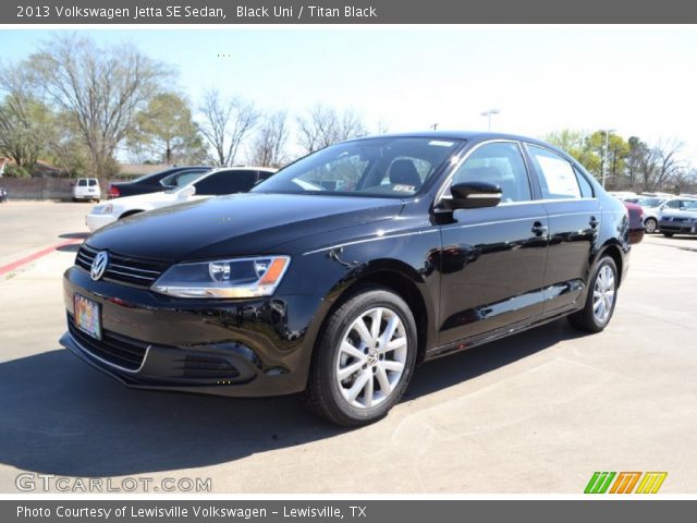 2013 Volkswagen Jetta SE Sedan in Black Uni
