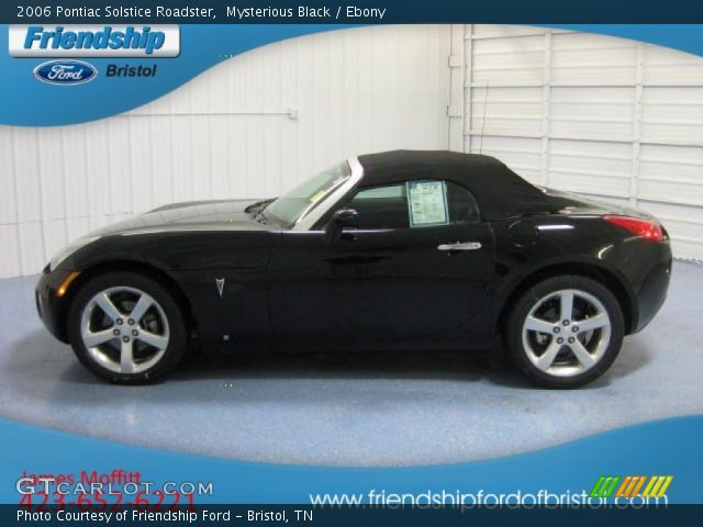 2006 Pontiac Solstice Roadster in Mysterious Black