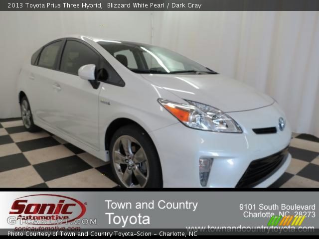 2013 Toyota Prius Three Hybrid in Blizzard White Pearl