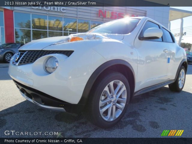 2013 Nissan Juke SV in Pearl White