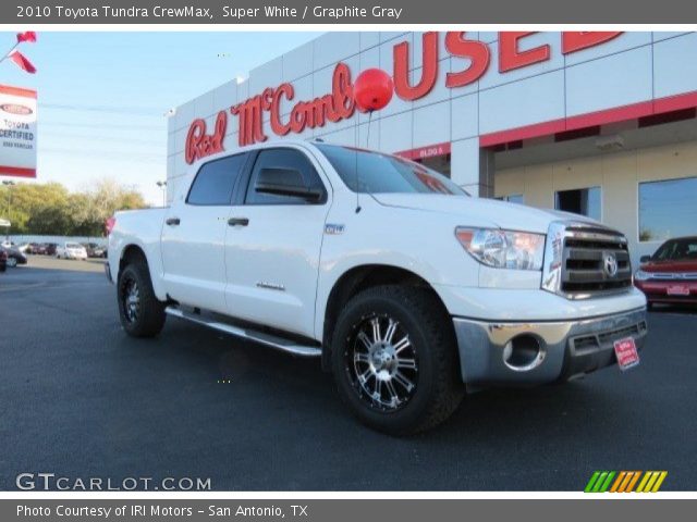 2010 Toyota Tundra CrewMax in Super White