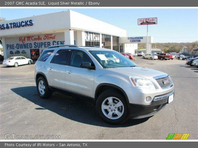 2007 GMC Acadia SLE in Liquid Silver Metallic