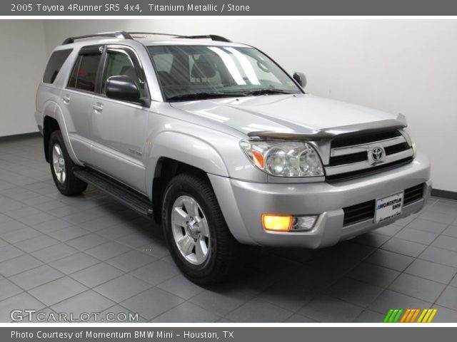 2005 Toyota 4Runner SR5 4x4 in Titanium Metallic