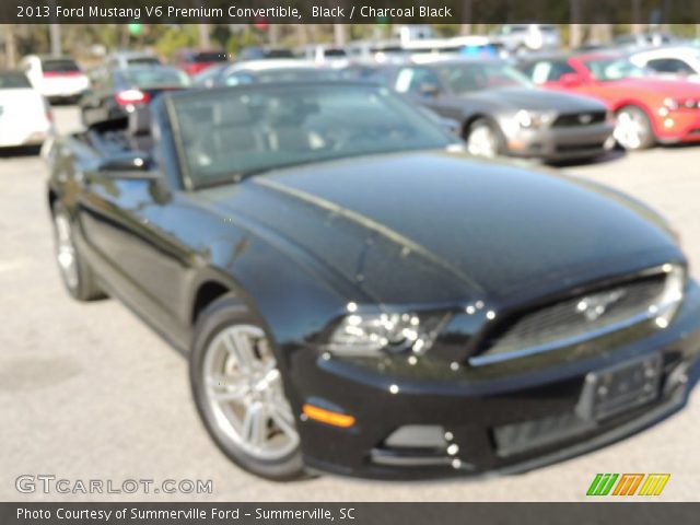 2013 Ford Mustang V6 Premium Convertible in Black