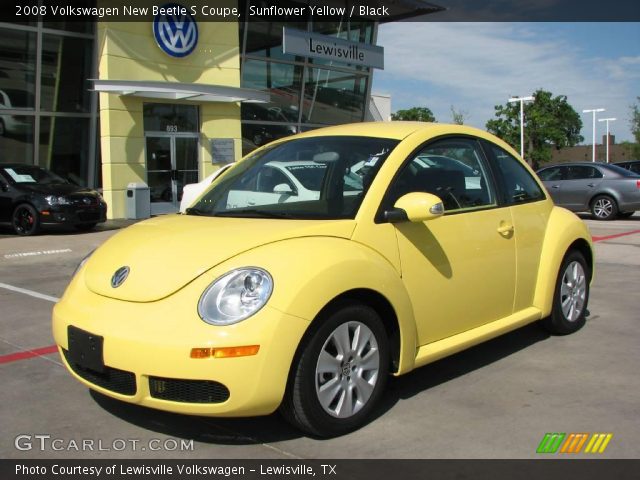 2008 Volkswagen New Beetle S Coupe in Sunflower Yellow