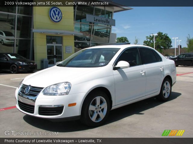 2009 Volkswagen Jetta SE Sedan in Candy White