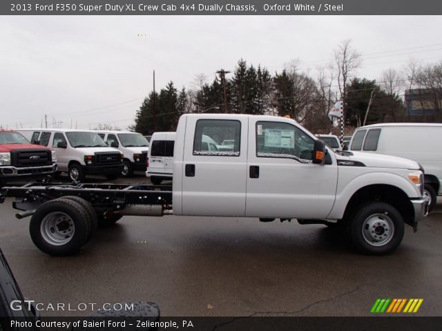 2013 Ford F350 Super Duty XL Crew Cab 4x4 Dually Chassis in Oxford White