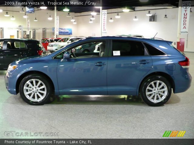 2009 Toyota Venza I4 in Tropical Sea Metallic