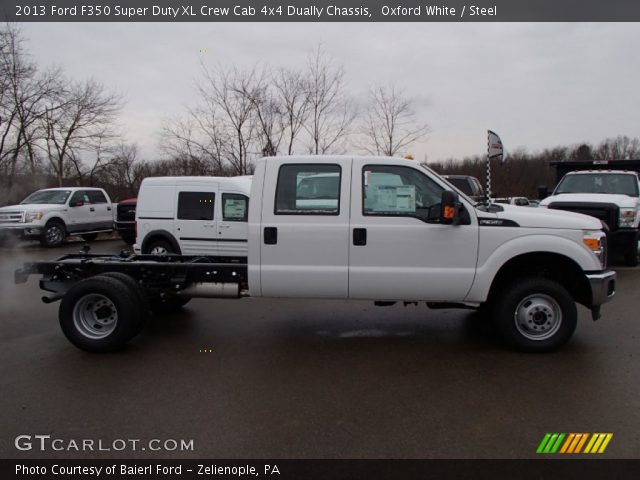 2013 Ford F350 Super Duty XL Crew Cab 4x4 Dually Chassis in Oxford White