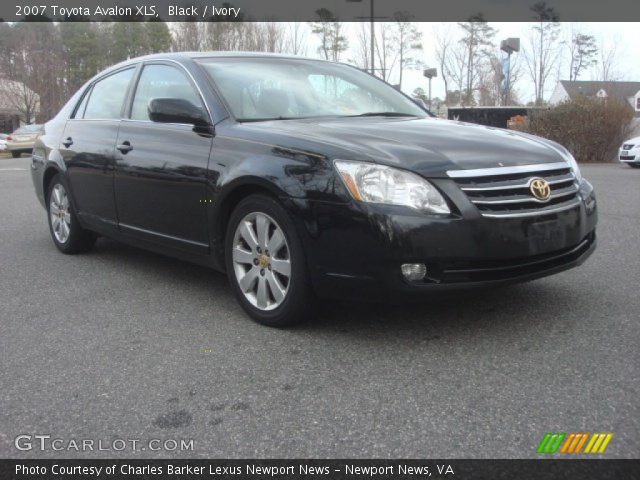 2007 Toyota Avalon XLS in Black