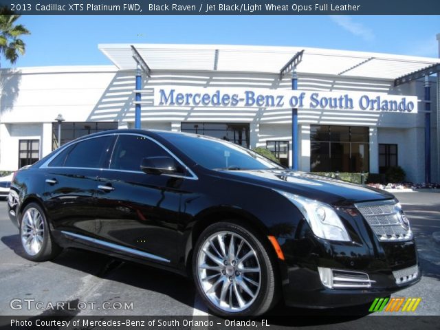 2013 Cadillac XTS Platinum FWD in Black Raven