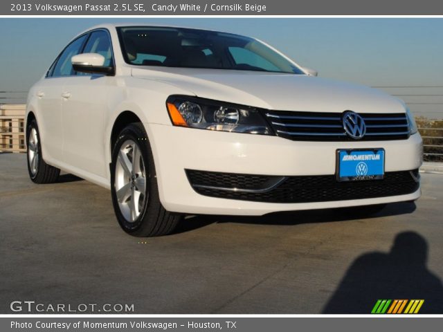 2013 Volkswagen Passat 2.5L SE in Candy White