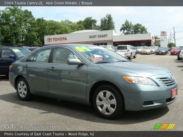 2009 Toyota Camry LE in Aloe Green Metallic