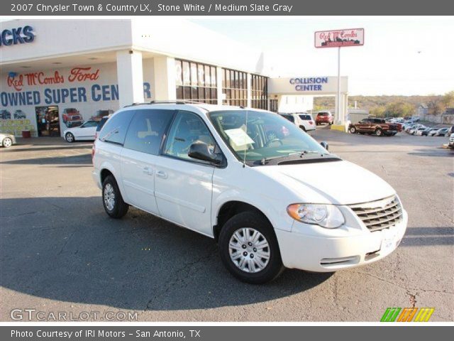 2007 Chrysler Town & Country LX in Stone White