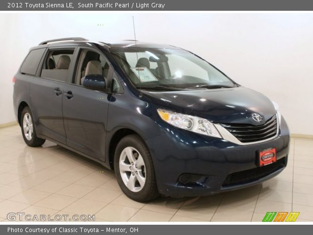 2012 Toyota Sienna LE in South Pacific Pearl