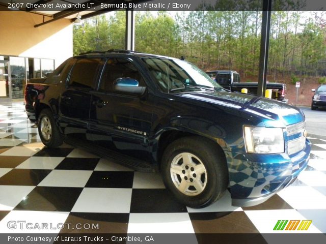 2007 Chevrolet Avalanche LT in Bermuda Blue Metallic