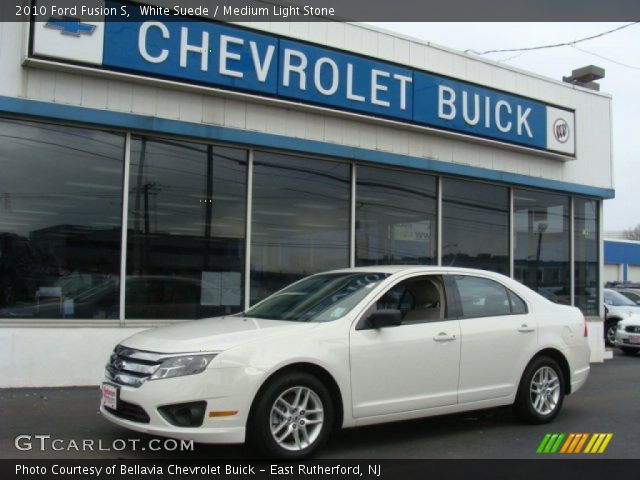 2010 Ford Fusion S in White Suede