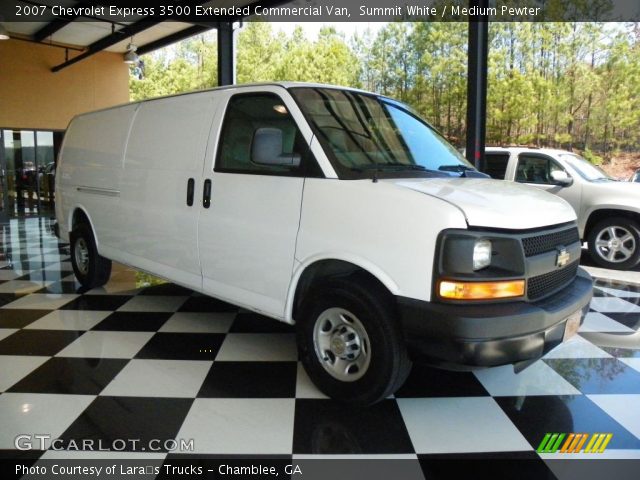 2007 Chevrolet Express 3500 Extended Commercial Van in Summit White