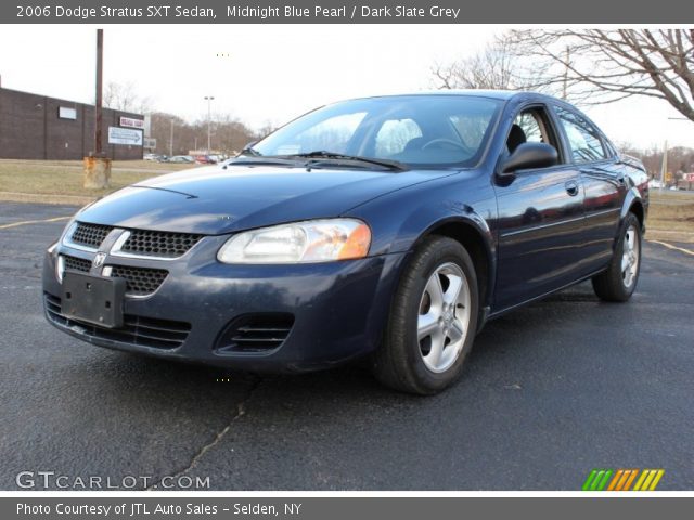 2006 Dodge Stratus SXT Sedan in Midnight Blue Pearl