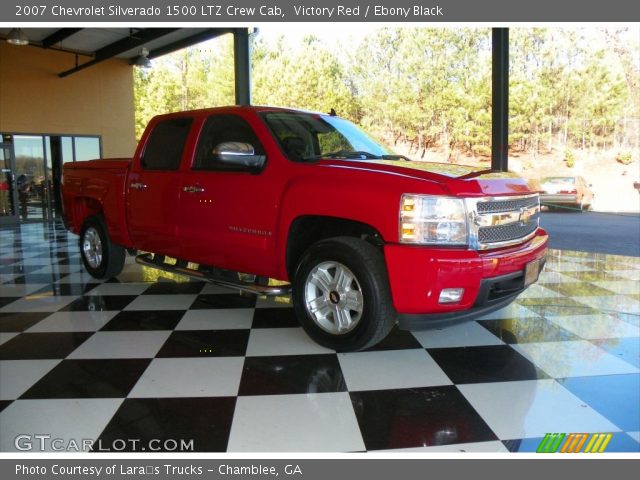 2007 Chevrolet Silverado 1500 LTZ Crew Cab in Victory Red