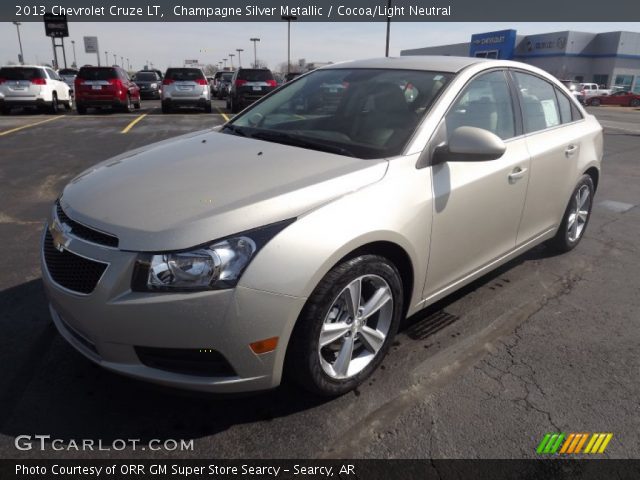 2013 Chevrolet Cruze LT in Champagne Silver Metallic
