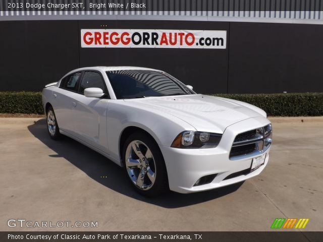 2013 Dodge Charger SXT in Bright White
