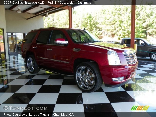 2007 Cadillac Escalade AWD in Red-E
