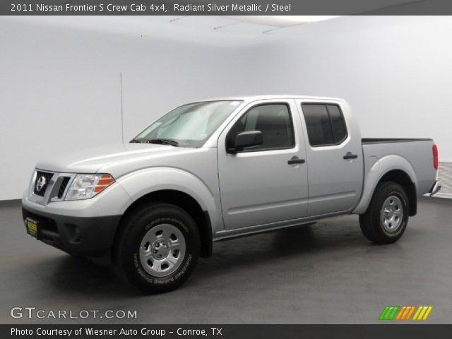 2011 Nissan Frontier S Crew Cab 4x4 in Radiant Silver Metallic