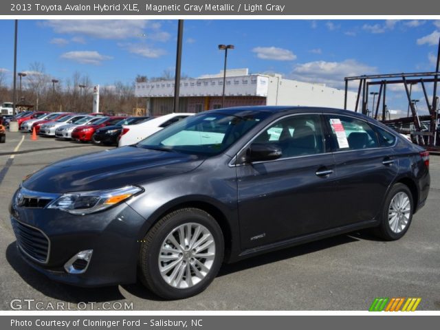 2013 Toyota Avalon Hybrid XLE in Magnetic Gray Metallic