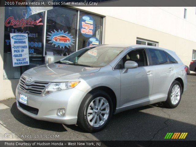 2010 Toyota Venza I4 in Classic Silver Metallic