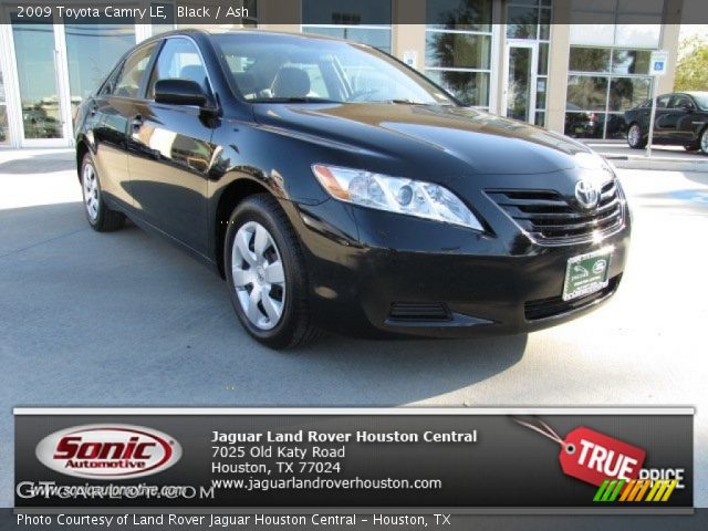 2009 Toyota Camry LE in Black