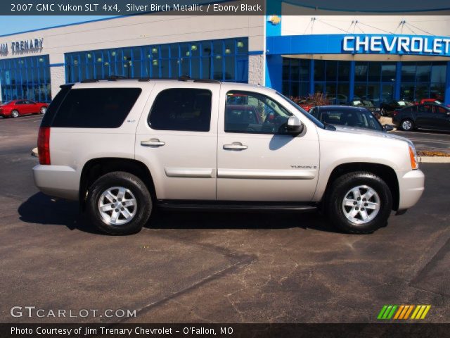 2007 GMC Yukon SLT 4x4 in Silver Birch Metallic