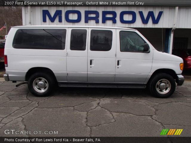 2007 Ford E Series Van E150 XLT Passenger in Oxford White