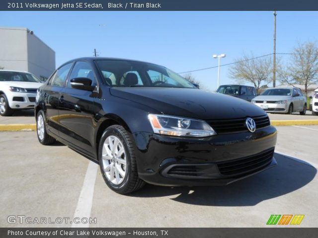 2011 Volkswagen Jetta SE Sedan in Black