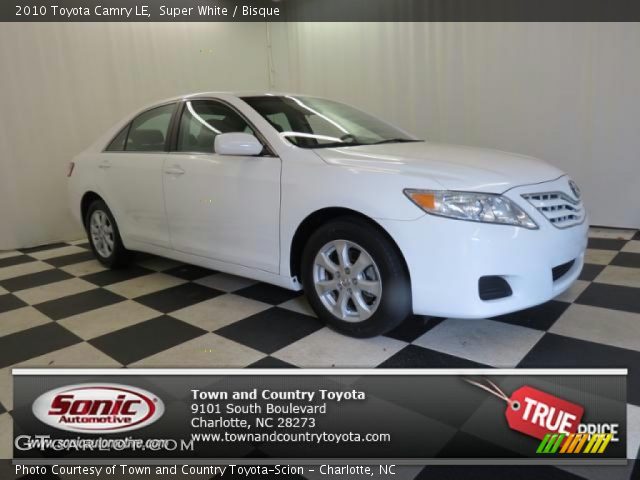 2010 Toyota Camry LE in Super White