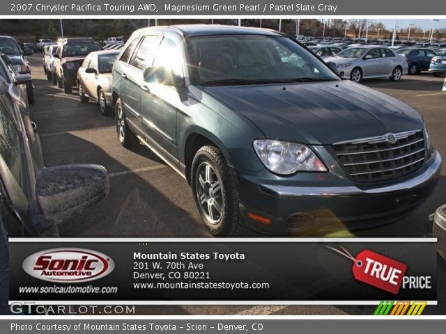 2007 Chrysler Pacifica Touring AWD in Magnesium Green Pearl