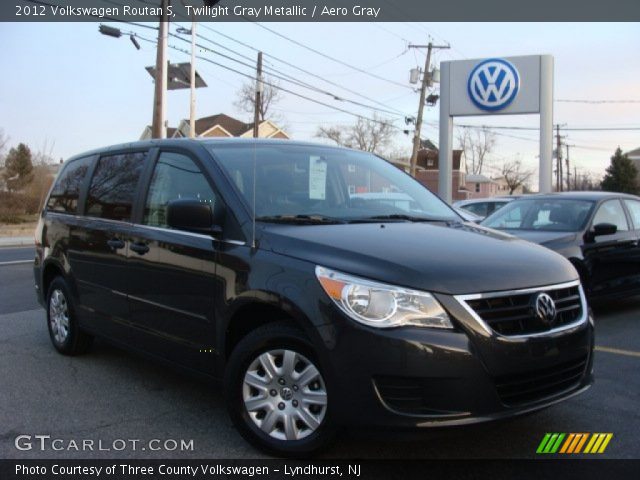 2012 Volkswagen Routan S in Twilight Gray Metallic