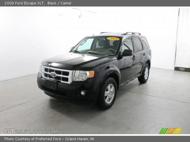 2009 Ford Escape XLT in Black